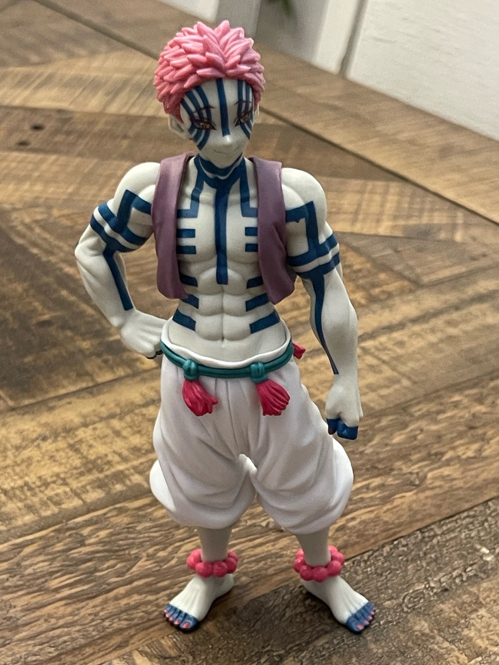 Banpresto Demon Slayer: Kimetsu no Yaiba - Akaza (Demon Series Vol. 5) Figure